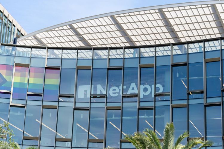 Netapp übertrifft Erwartungen, Aktie bricht dennoch ein